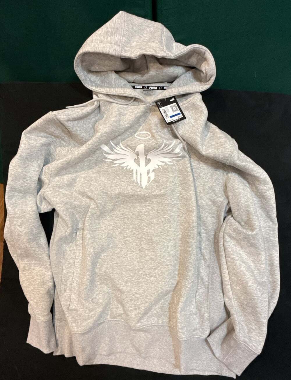 Puma LaMelo Ball Graphic Pullover Hoodie Size XL Light Gray